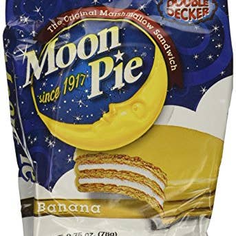 Shop The King - Wholesale Cookie - Moon Pie Banana The Original Marshmallow Sandwich, 24.75 Ounce (9pc)