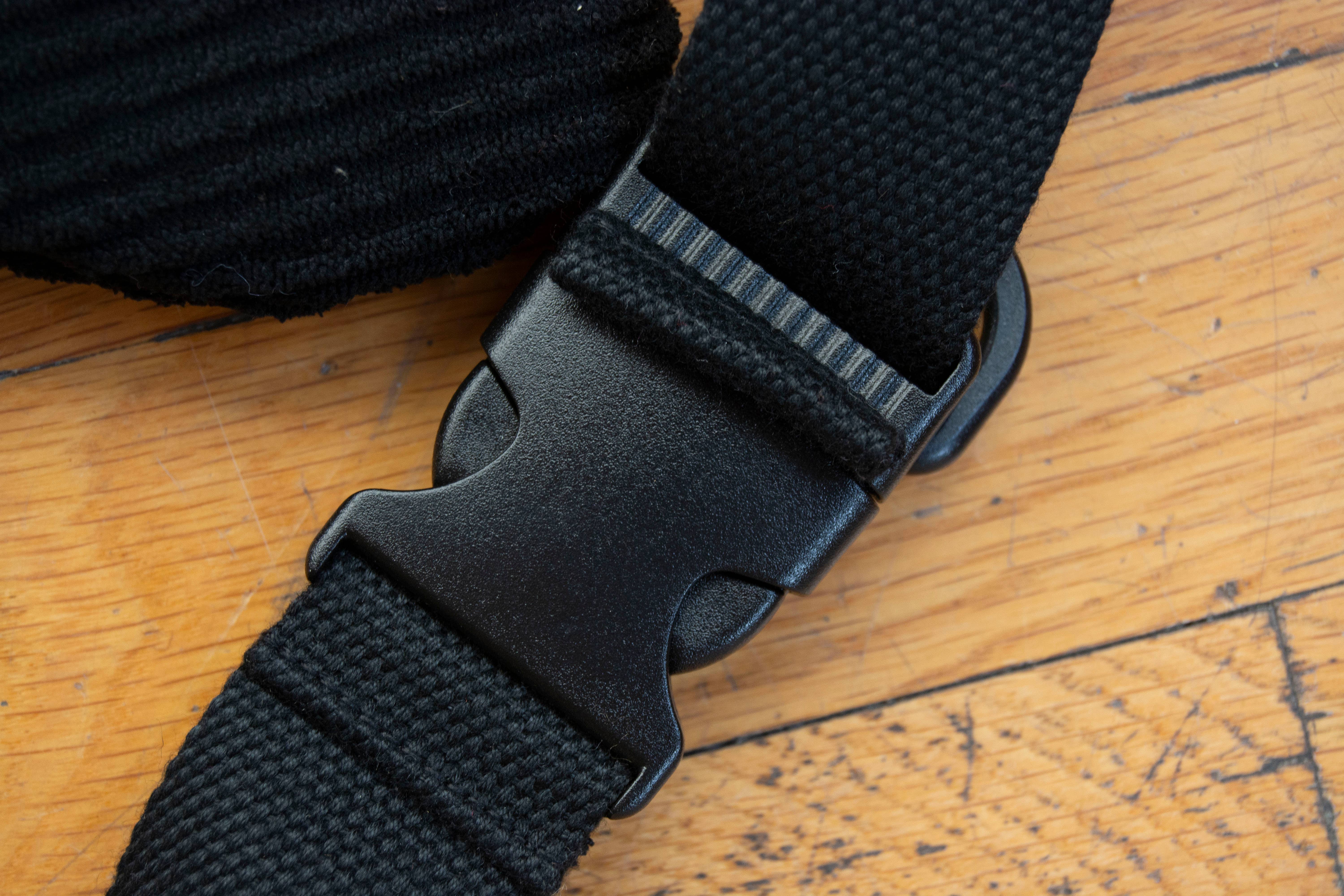 Curlworks - Wholesale Crossbody bag – Unisex - The Fish Bag - Goth4