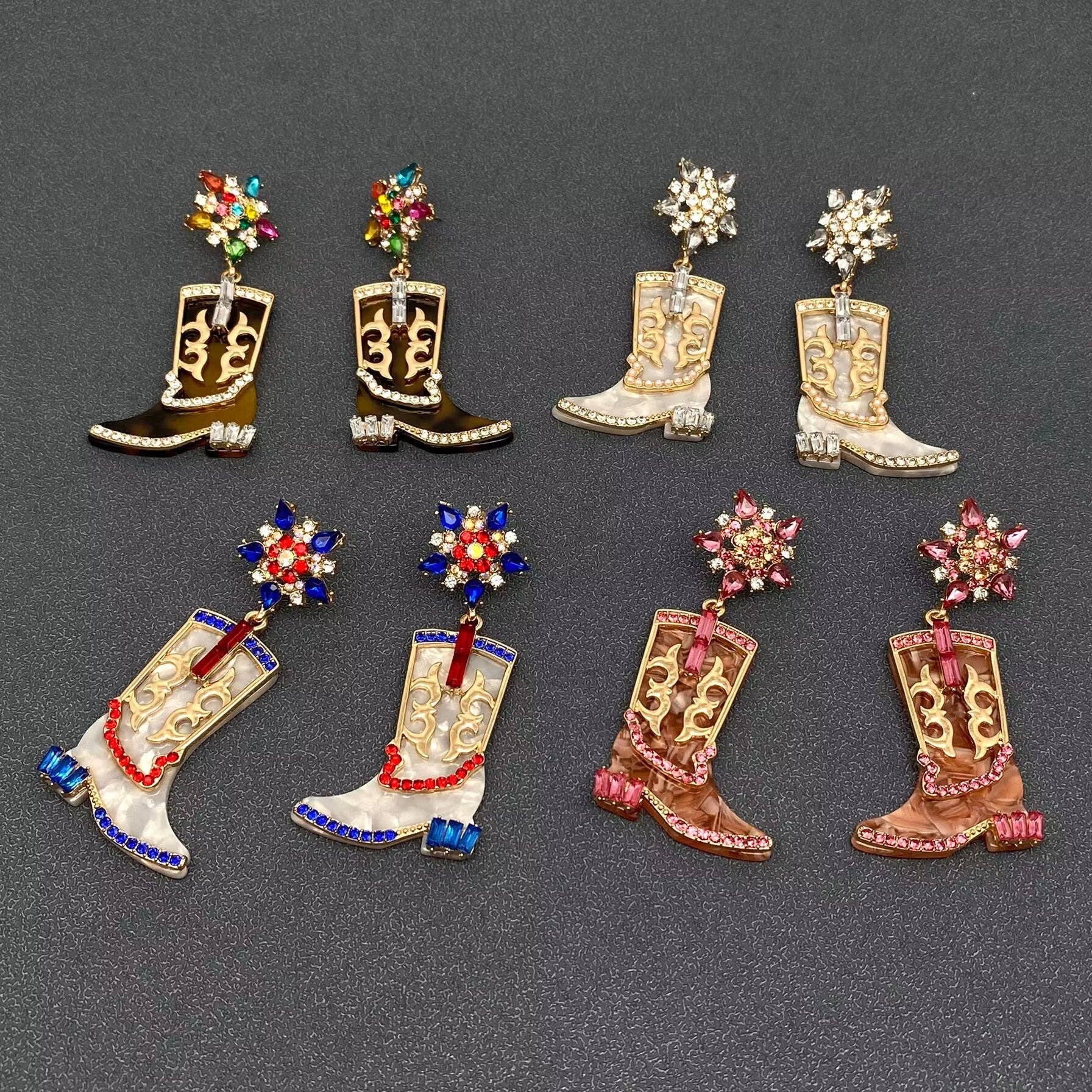 Mio Queena - Vendita all'ingrosso Orecchini pendenti - Orecchini a bottone a stivale western con strass incastonati0