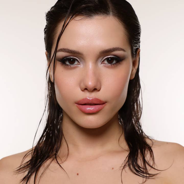 Moira Cosmetics - Wholesale Lip Gloss - Starshine Lip Gloss (002, Wild for you)2