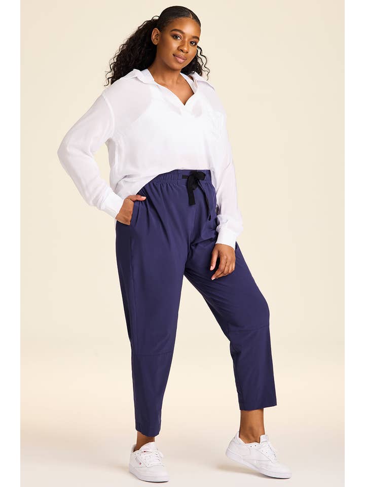Navy Commuter Pant for wholesale on Faire