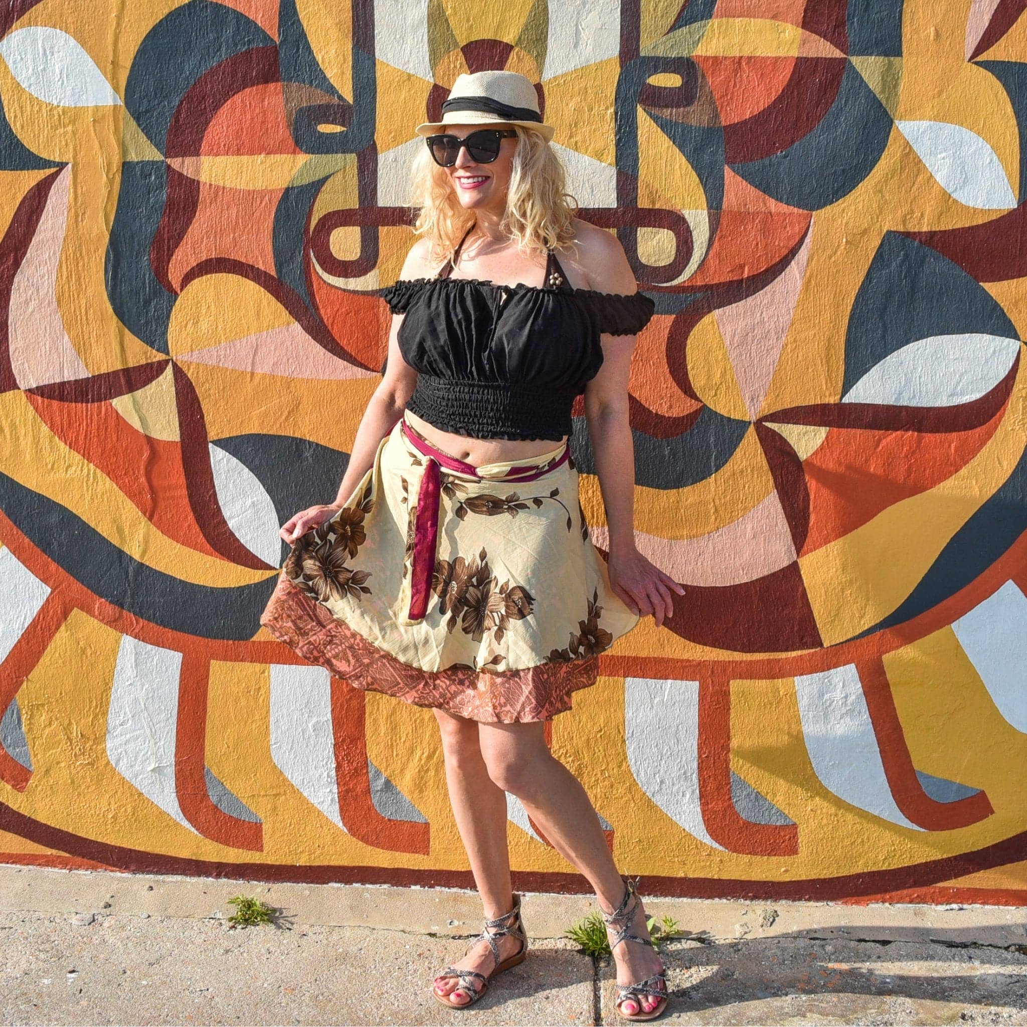 Darn Good Yarn - Wholesale Skirt - Women's - Knee-Length: "Mini" Sari Wrap Skirts32