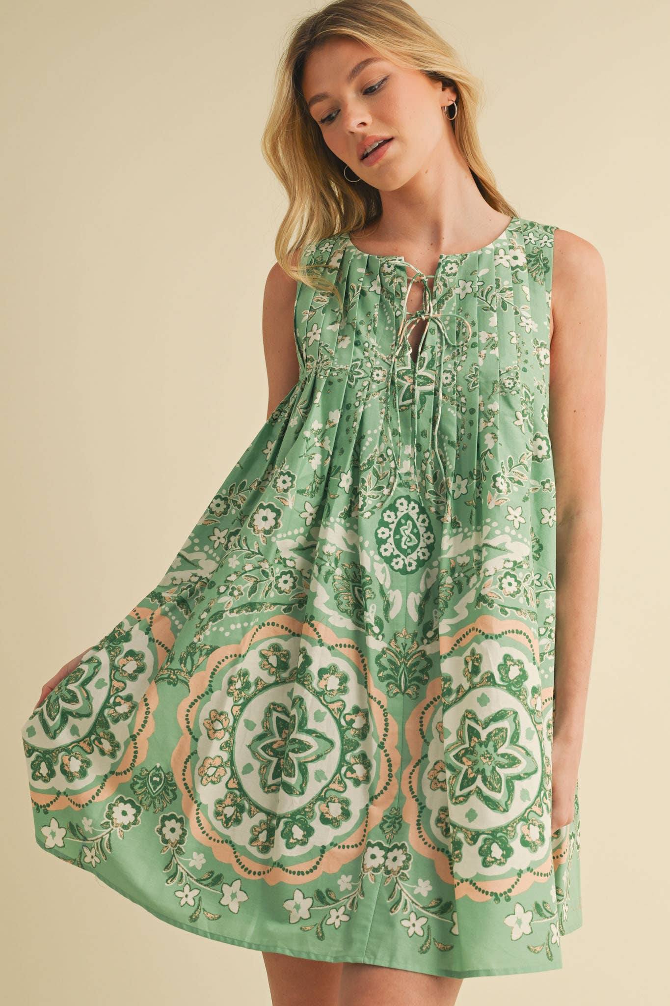 &MERCI - Wholesale Dress - Women's - EXCLUSIVE PRINT MINI DRESS WITH PLEATING MDR408622