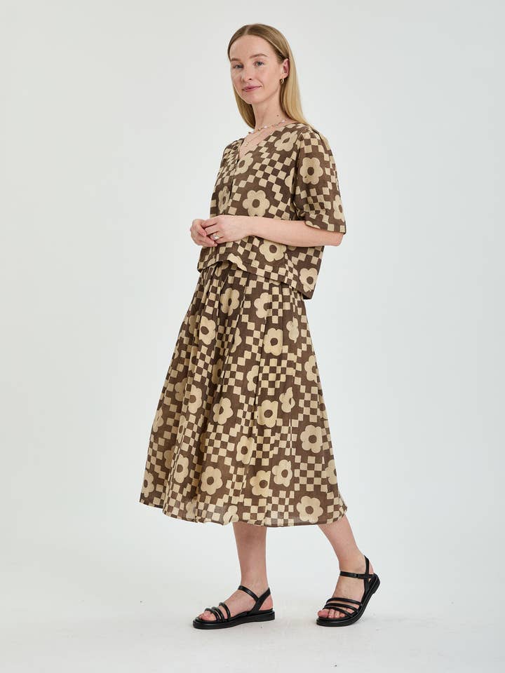 Thuli - Vente Chemisier – femme - Chemise à manches mi-longues à col en V avec boutons – Imprimé floral en blocs (Aurora)8