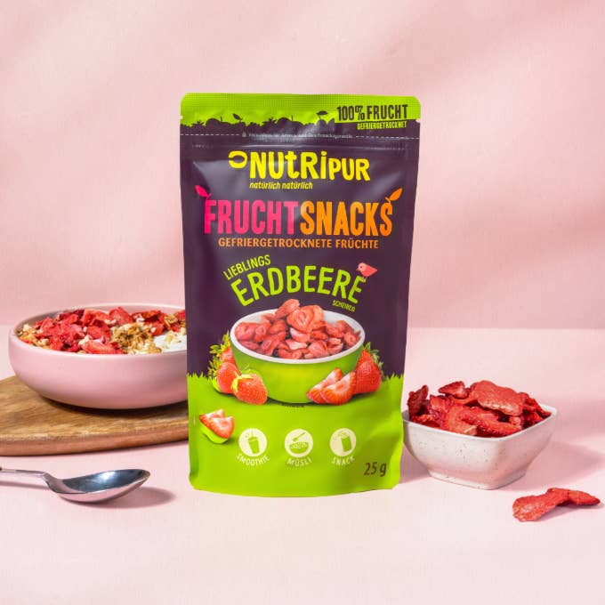 NutriPur - Wholesale Dried/Dehydrated Fruit - Freeze-dried strawberries in slices, 25g2