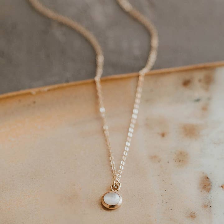 Hello Adorn - Wholesale Pendant/Charm Necklace - Cove Pendant Necklace | 14kt Gold Fill