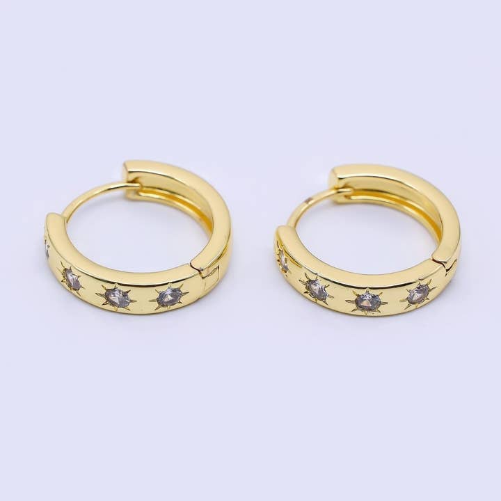 Brincos de Argolas Articuladas com Sol Celestial e Zircónia Cúbica Transparente, Revestidos a Ouro 24K | AD-515 por atacado de Aim Eternal