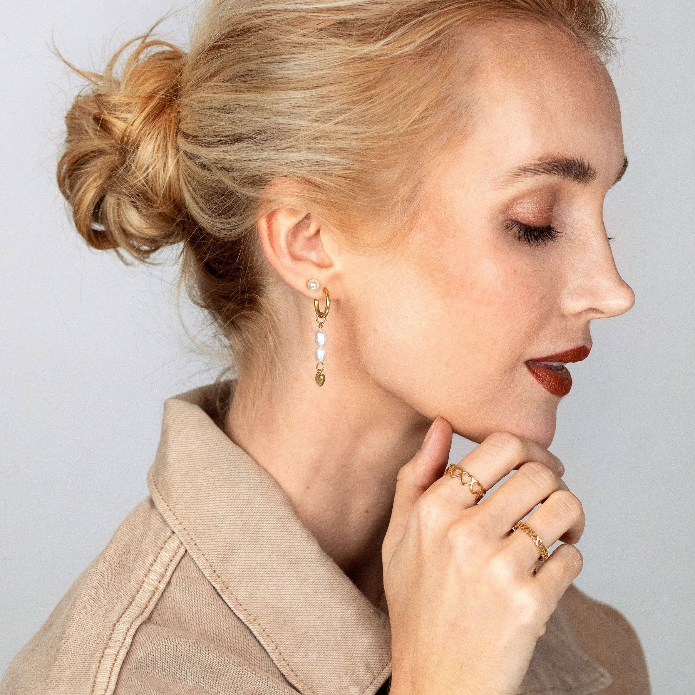 Schmuckkollektiv GmbH - Wholesale Stud/Post Earrings - Hübsche Perlenstecker Gold1