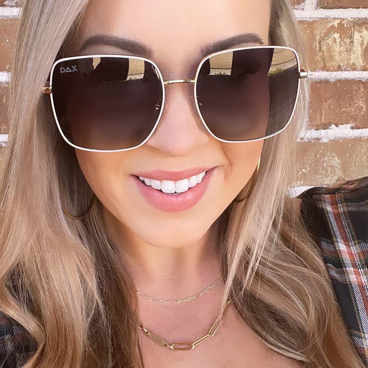 DAX Eyewear - Wholesale Sunglasses - Women's - Evie in Black