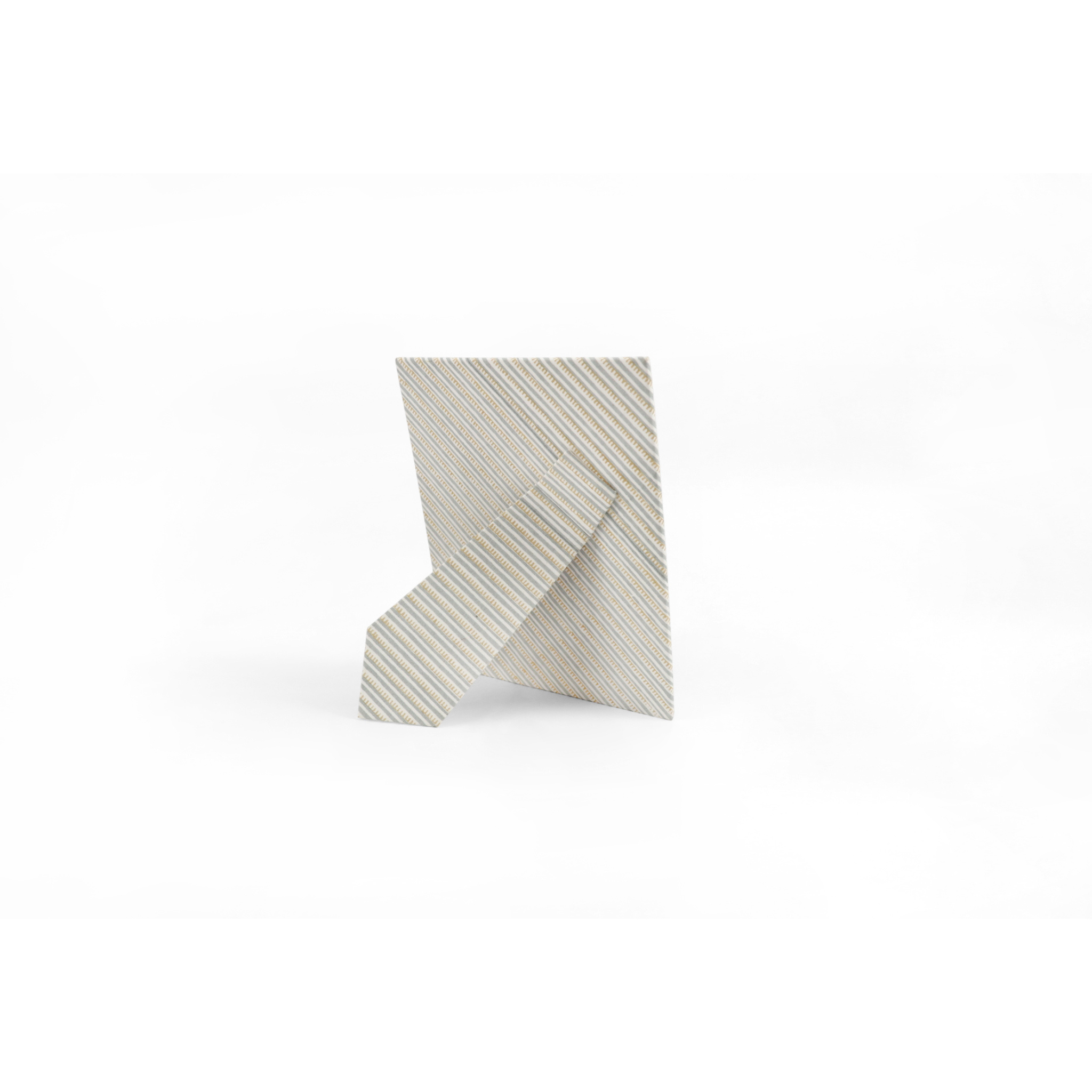 MAISON POIRE - Wholesale Picture Frame - Clémence Picture Frame, Blue Mist1