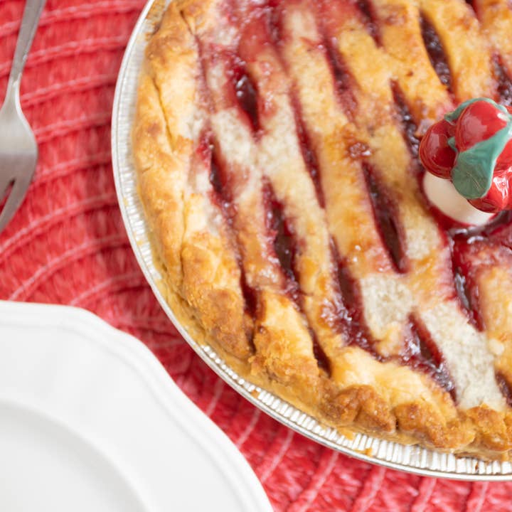 Fox Run Brands - Wholesale Kitchen Tool/Gadget - Fox Run Cherry Pie Vent, Pie Bird For Baking, 1.75” x 3”