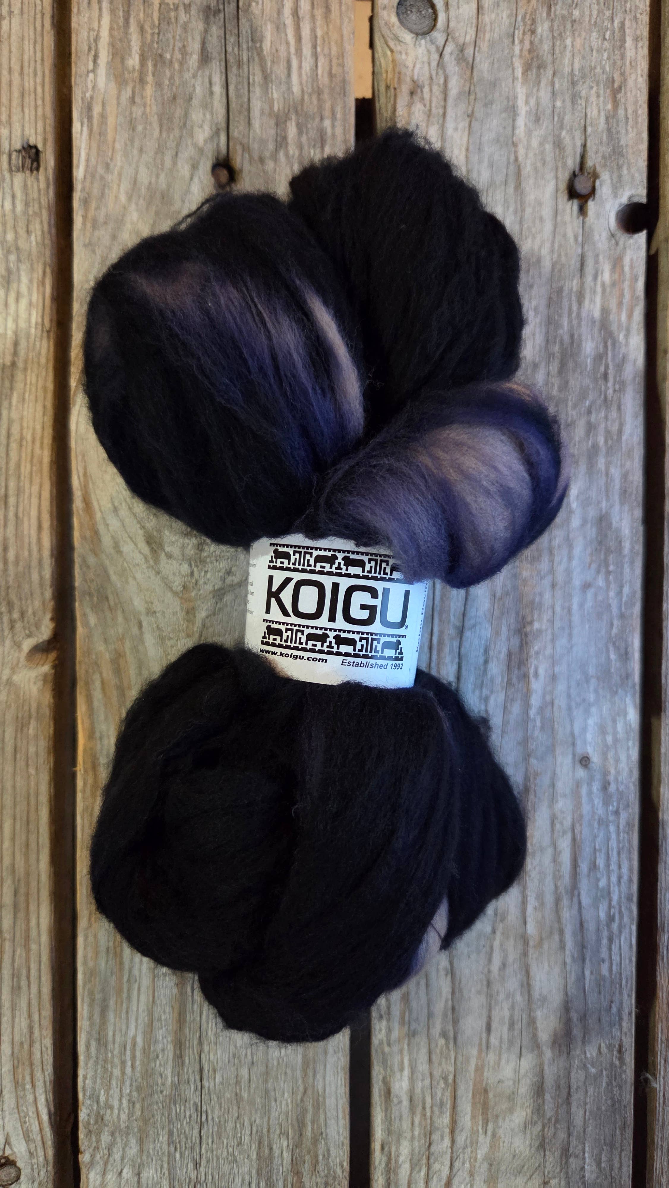 Koigu Wool Designs – wholesale Yarn – Merino Fiber - 50g Roving Bundles9