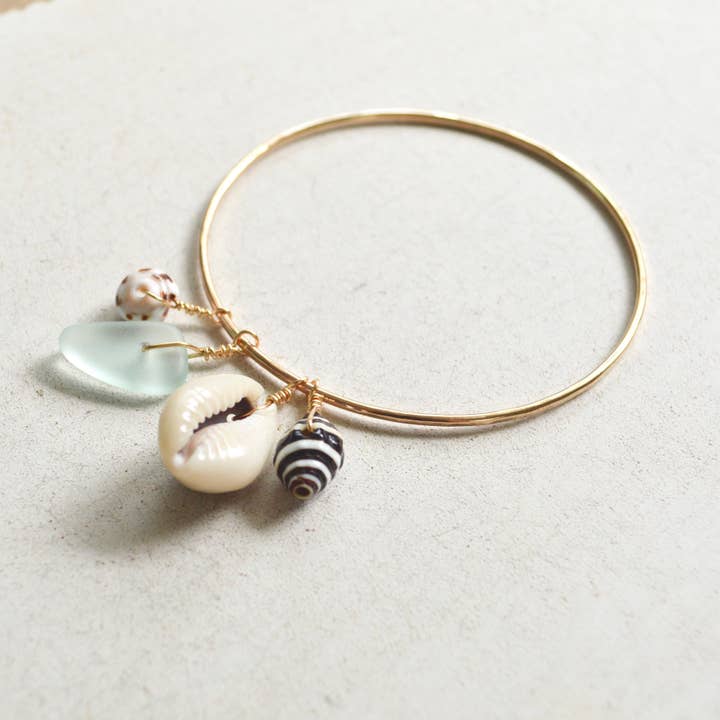 Salty But Sweet - Wholesale Charm/dangle bracelet - Ocean Charm Bangle Gold3