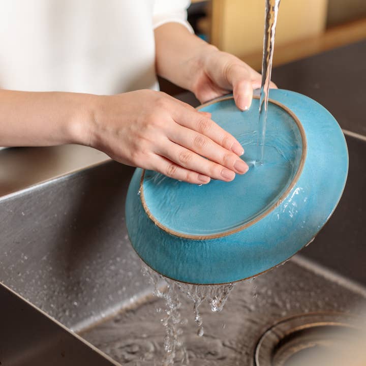 KIKIME – wholesale Dinner plate – amime Plate Half 9" | Plate w/ Half-moon shaped metal net 18