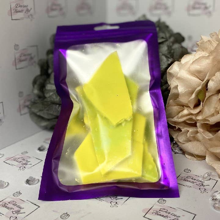 Banana Brittle 50g por atacado de Devine Treats Ltd