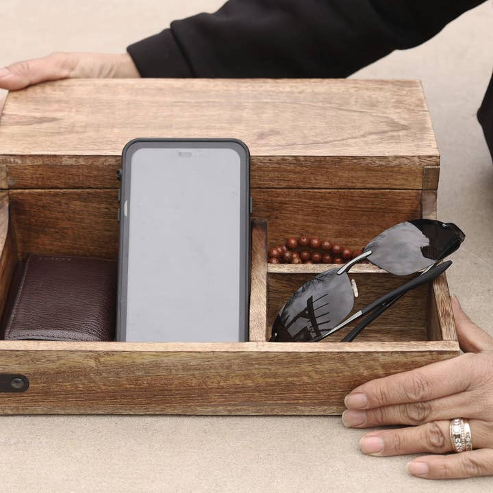 Portaoggetti in legno rustico con 7 scomparti per telefono, orologio e cameriere per la vendita all'ingrosso da parte di Lungta Imports