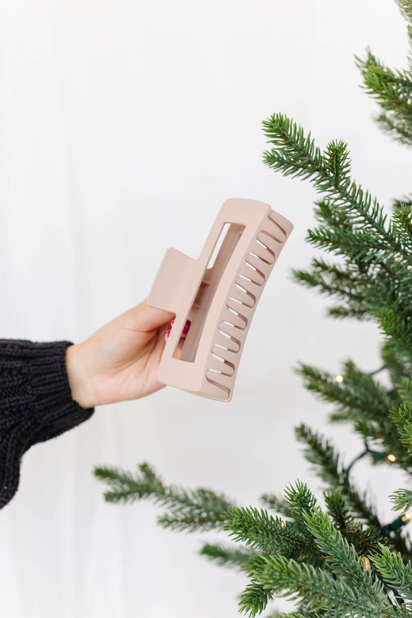 Shop Andi - Wholesale Hair Clip - Women's - XL Matte Claw Clips - Multiple Colors6