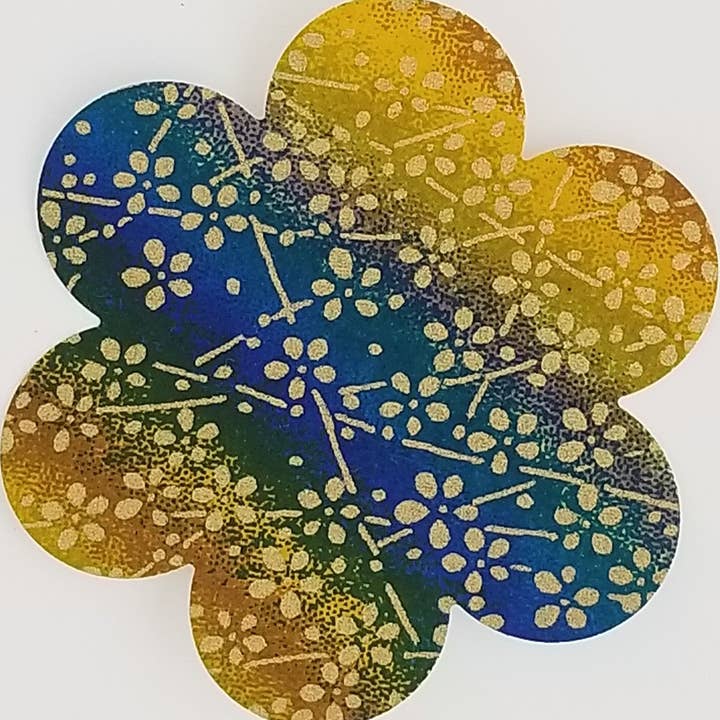 038 Ombre bleu, jaune, vert avec fleurs Chiyogami pour la vente par Sweet Space Studio