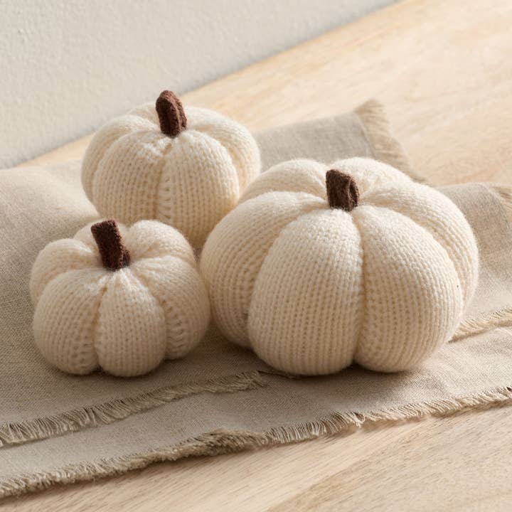 Your Heart's Content - Wholesale Decorative Tabletop Object - Cozy Pumpkins, Variegated Knit Yarn Colors, Handcrafted Gift42