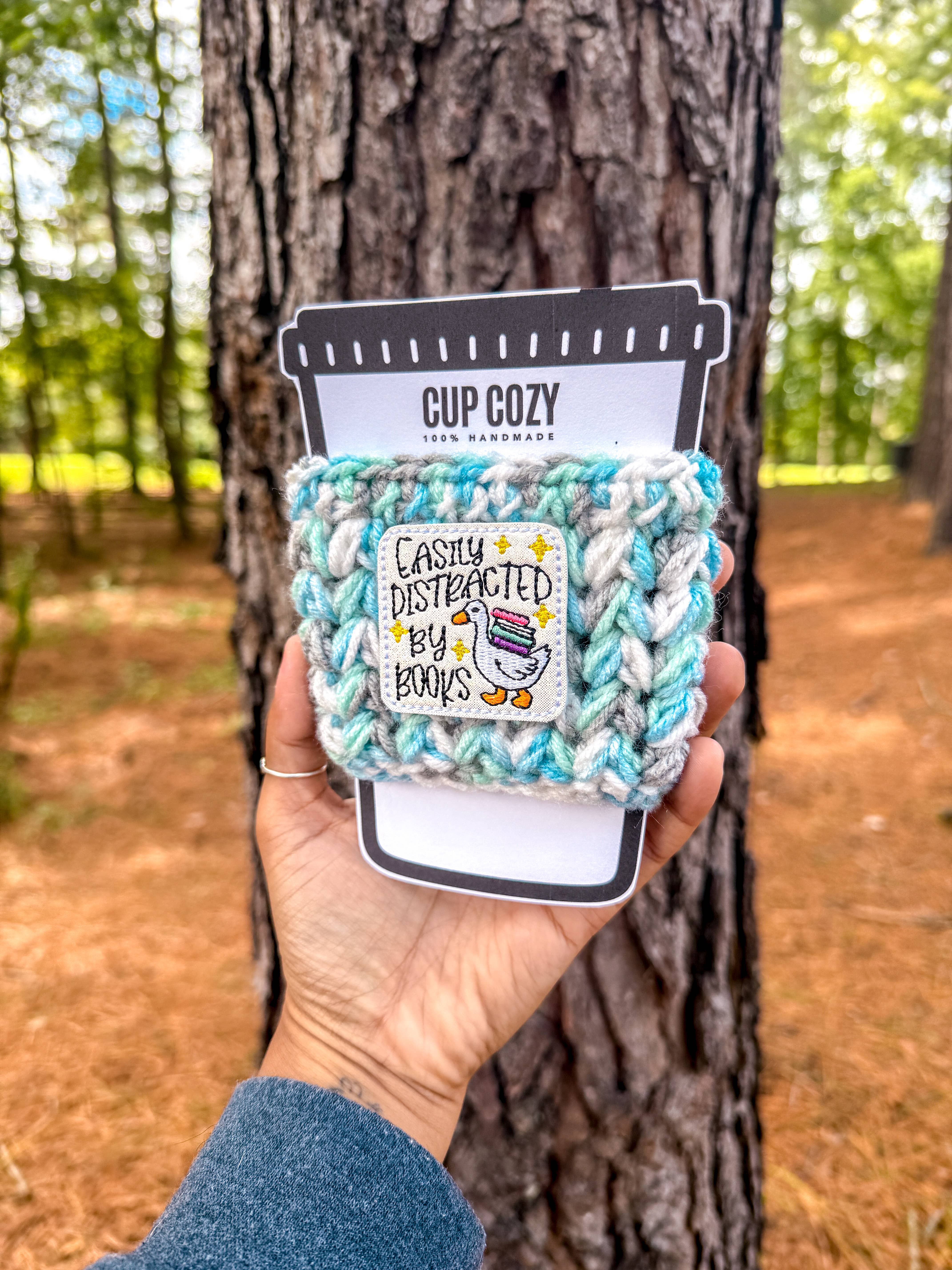 WanderlustBee - Vente Housses de boisson - Facilement distrait par les livres (Blanc) Douillet / Amoureux des livres Douillet1