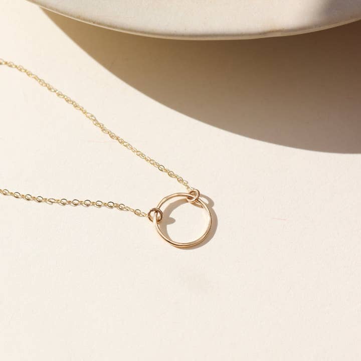 Eternity Halsband för wholesale av Token Jewelry