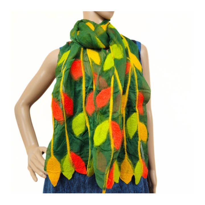 Feltiful - Wholesale Scarf - Women's - Leaf Merino Wool Handmade Felt Scarf11