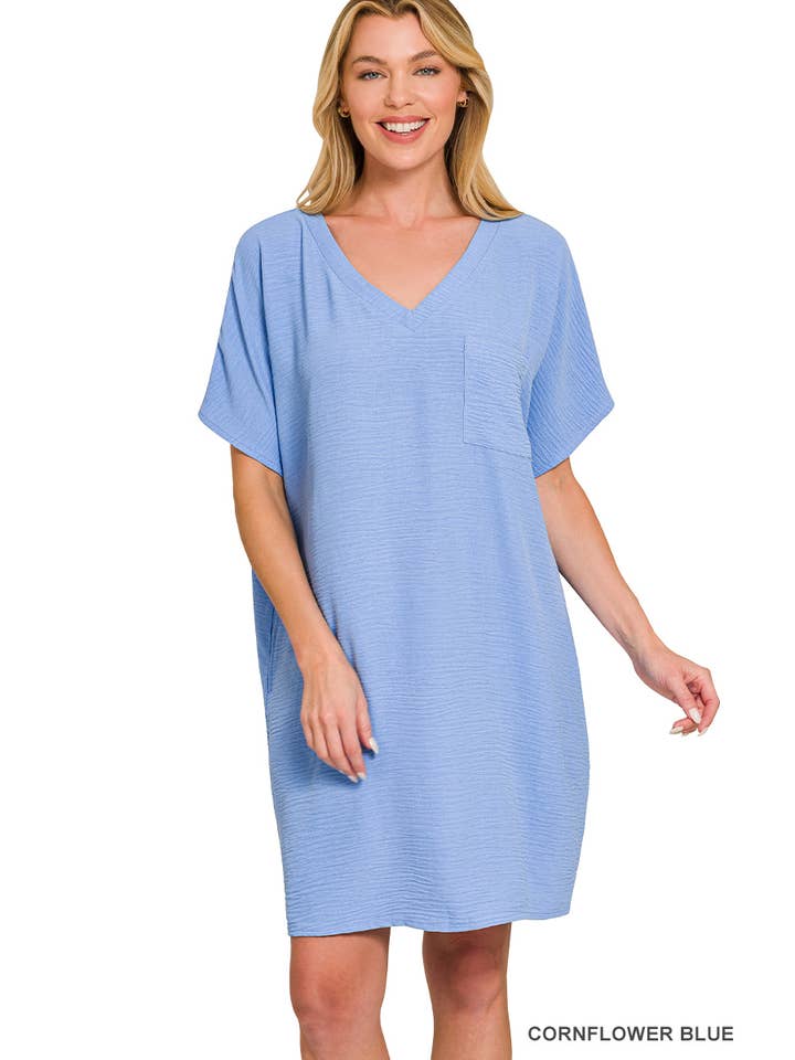 42POPS – wholesale Klänning - Dam – .Woven Airflow V-ringad T-shirtklänning med fickor20