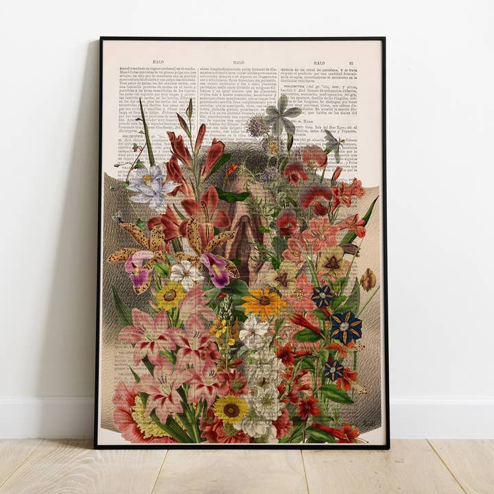 Arte femminista con collage di vulva floreale per la vendita all'ingrosso da parte di PRRINT!