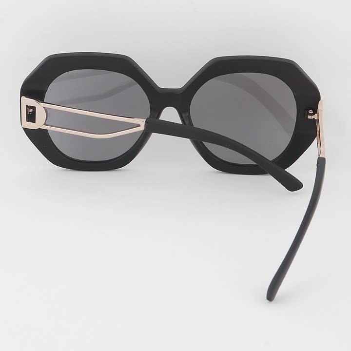 MIX AM89372 for wholesale on Faire3