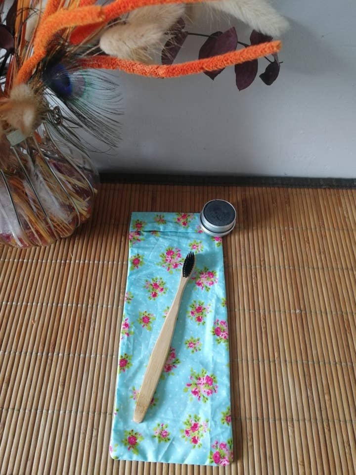 Geblümter Zahnbürstenetui für den Großhandel von Funnycreation