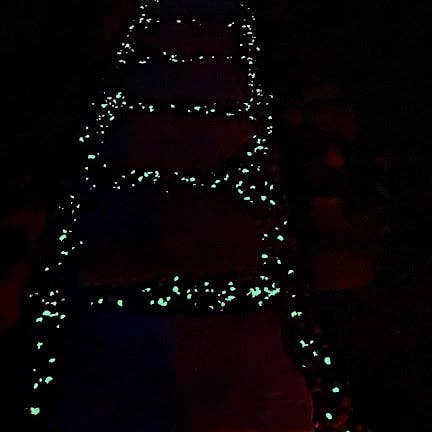 IT GLOWS - Wholesale Outdoor ornament/decor - Glow In The Dark Sand - Green /Glow Sand/ Garden sand/ 1-3mm5