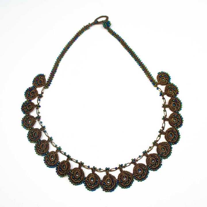 Collier Lira pour la vente par Silk Wool and Bijoux