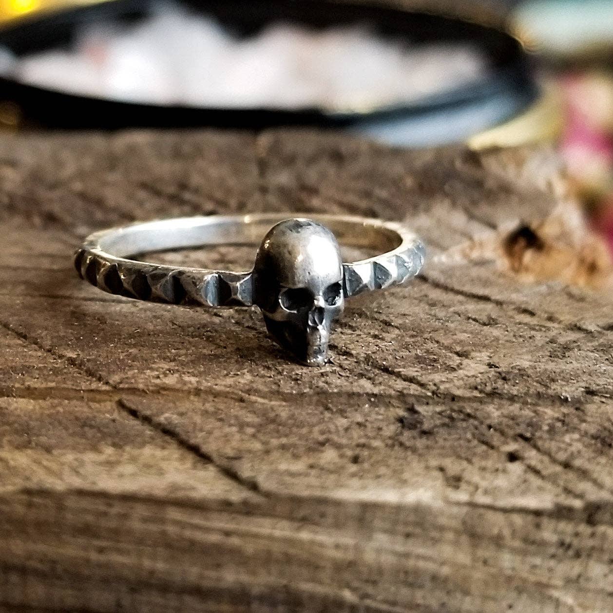 Inchoo bijoux inc - Wholesale Cocktail/Statement Ring - Studded Tiny Rocker Skull Ring6