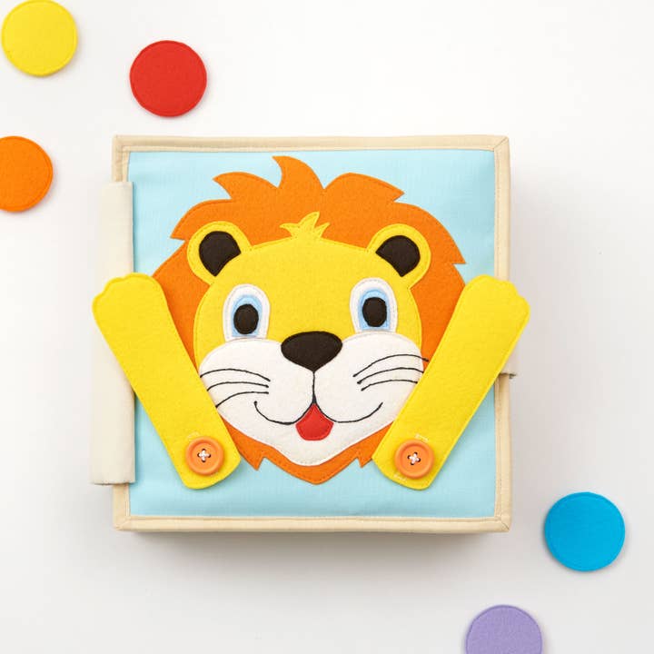 Peekaboo Lion pour la vente par Little Camie