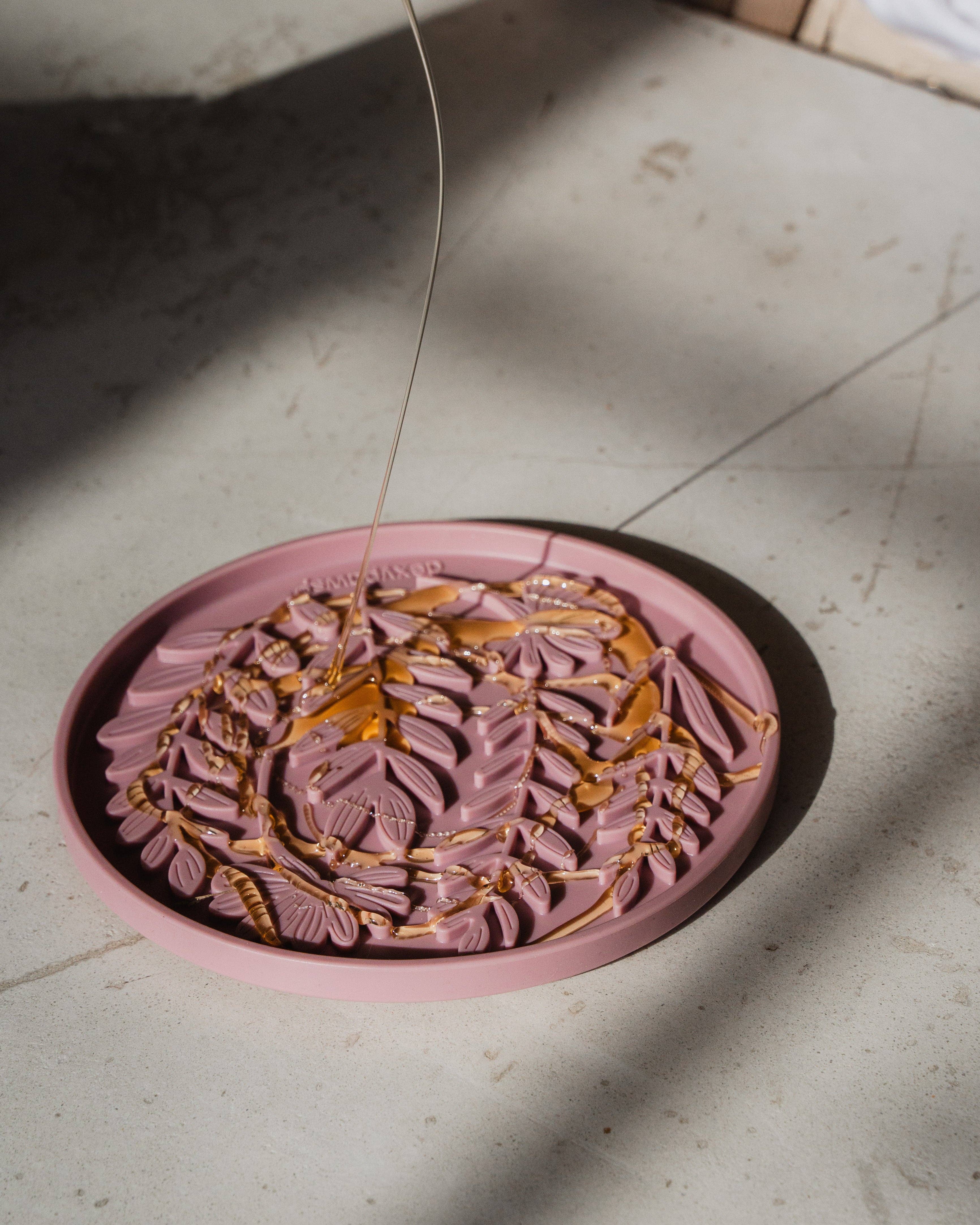 dexypaws - Wholesale Pet Food Mat - Dog - Blush Pink Garden Enrichment Lick Mat2