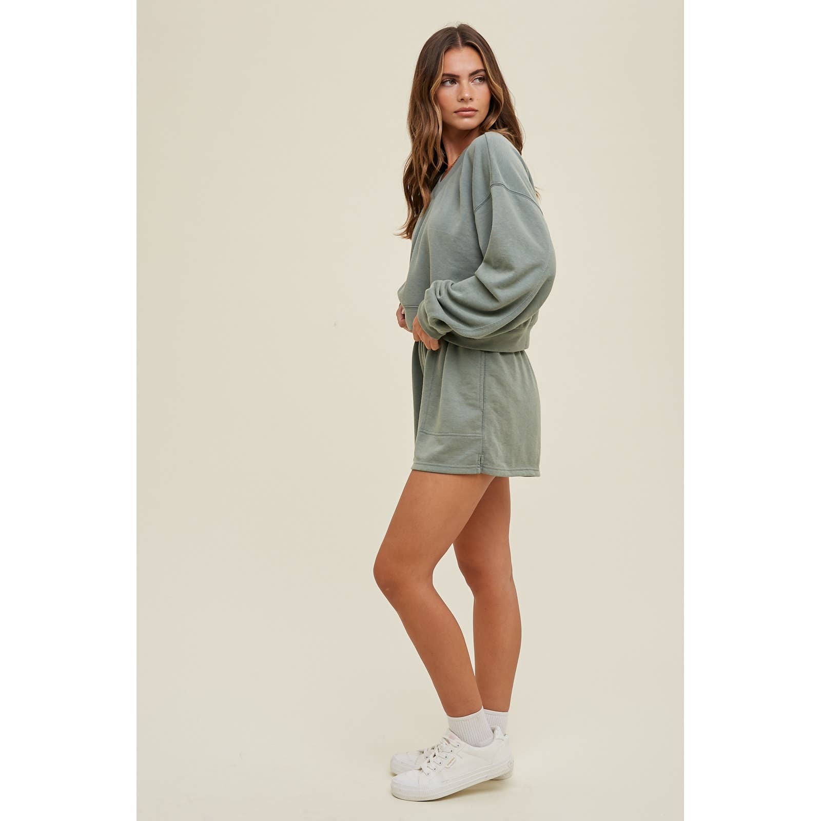 Wishlist Apparel - Wholesale Sweatshirt - Women's - WASHED FRENCH TERRY CROP SWEATSHIRT / WL24-8797T10