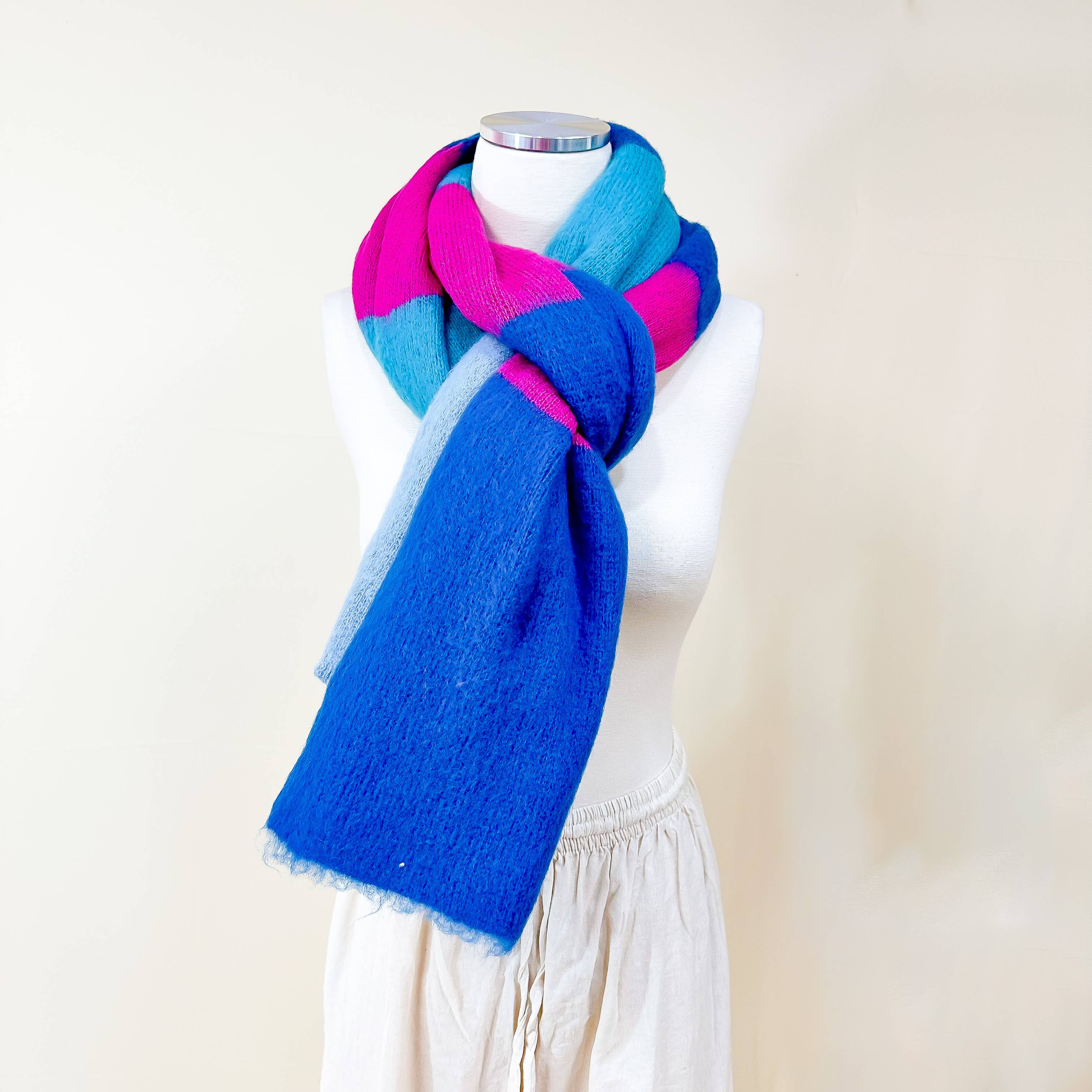 Karma Nepal Crafts – wholesale Scarf – Women's – Plaid Long Cashmere Feel Scarves3