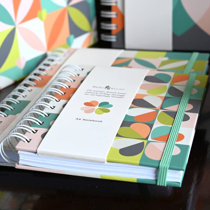 Carnaby Anteckningsbok A6 (Liten) Bloom för wholesale av Navigate Ltd