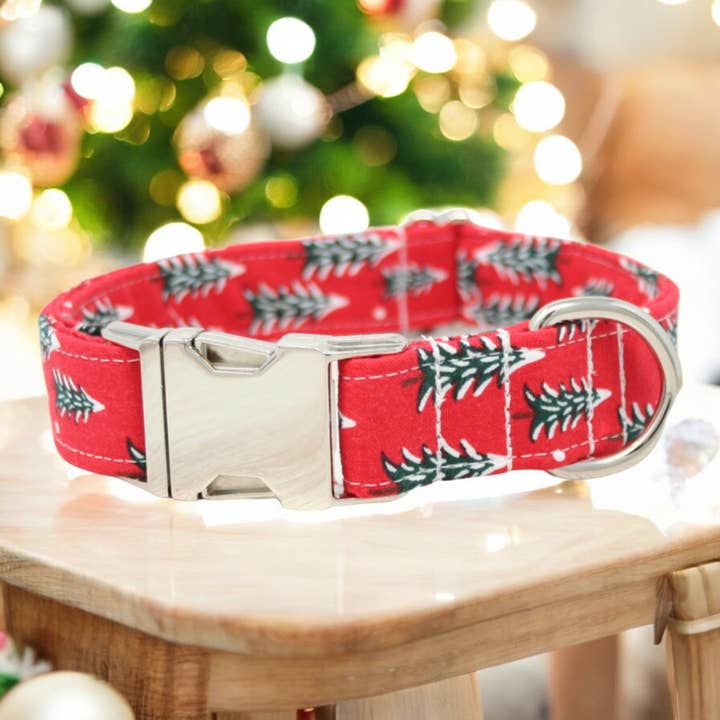The Oxford Dog - Wholesale Pet Collar - Dog - Dog Collar | Christmas Dog Collar | Fir Tree in Red | Oxford