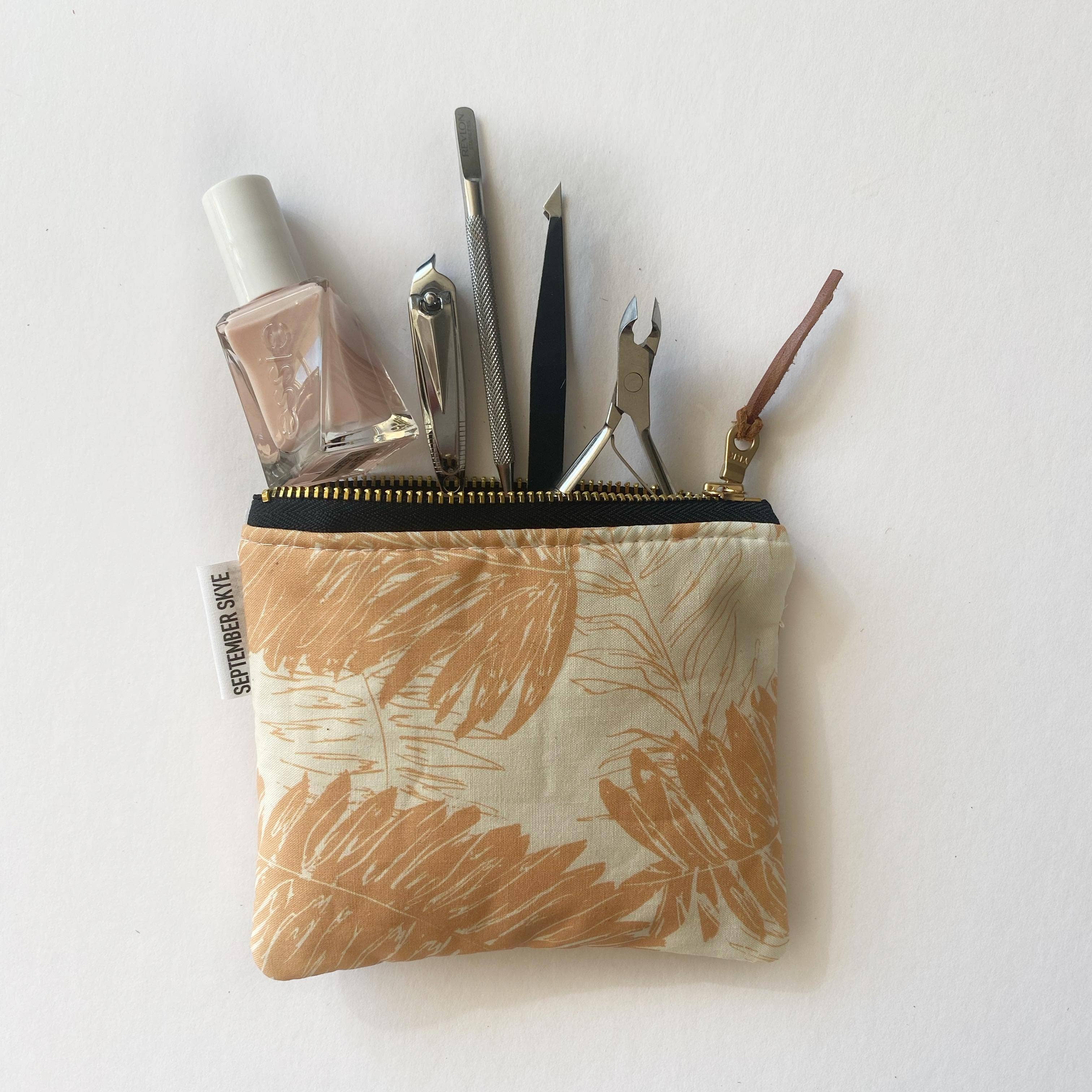 September Skye Bags & Accessories - Wholesale Handtasje - Dames - Kleine vierkante buidel met lichtroze bloemen2