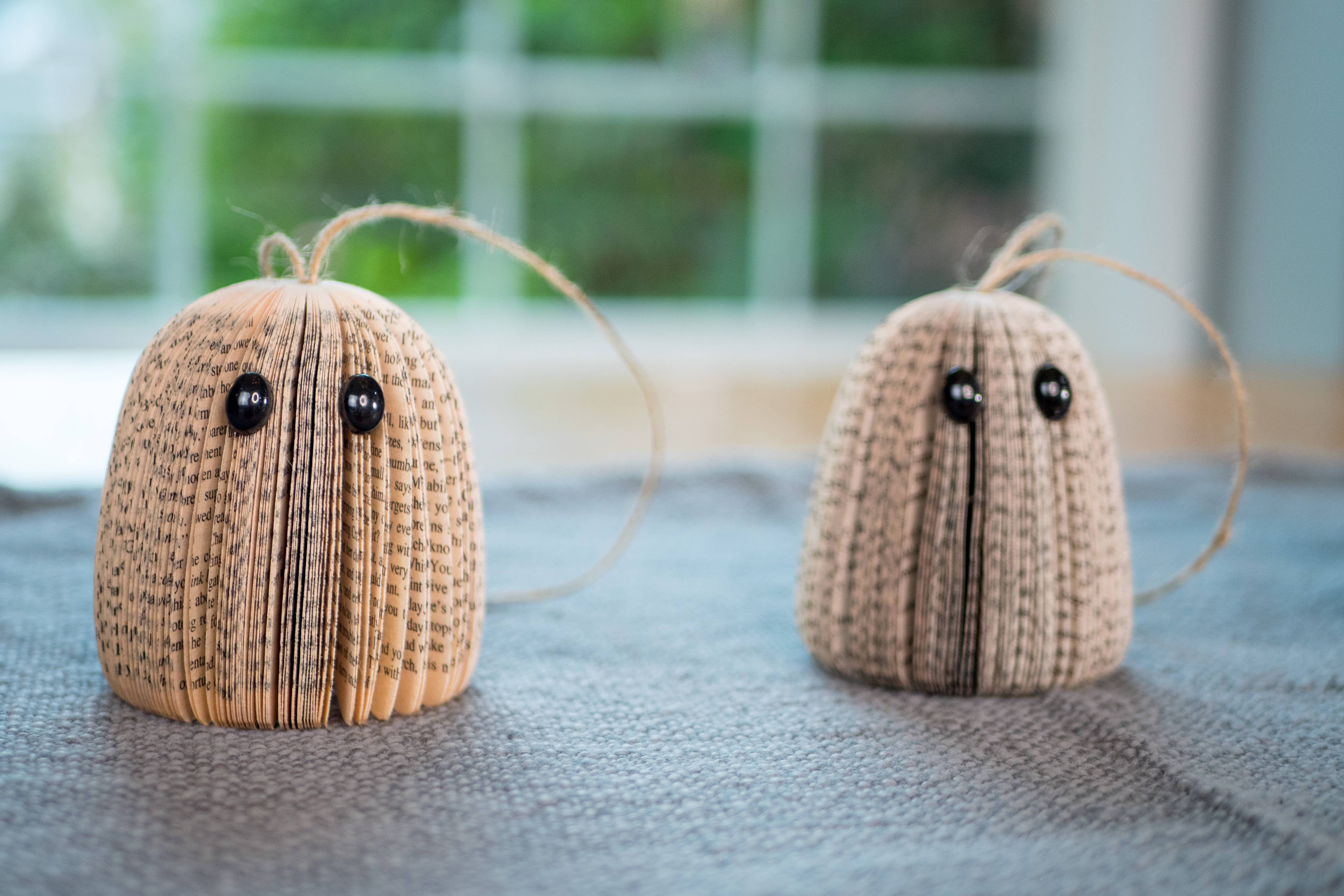 Root To Vine - Wholesale Decorative Tabletop Object - Christmas Ghost Ornament- Eco-Friendly Ornament1