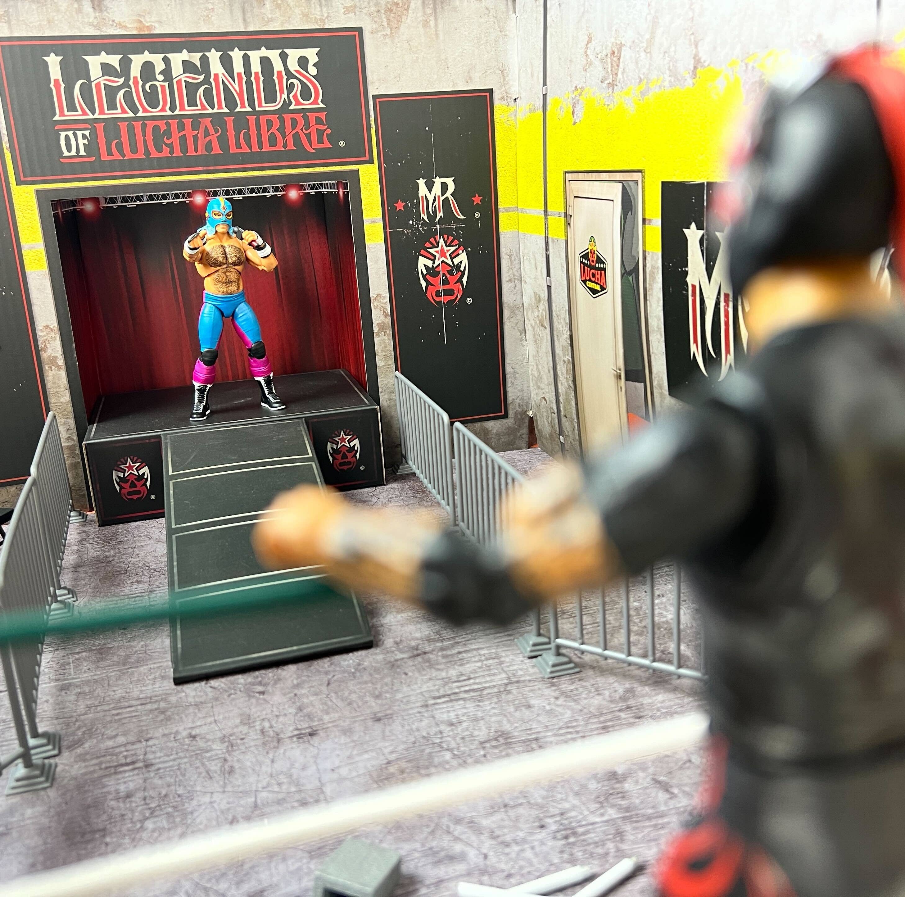 Boss Fight Studio Llc - Wholesale Figurine Toy - Kids - Legends of Lucha Libre - Premium Collector Action Figure - Wave 2 - KONNAN4