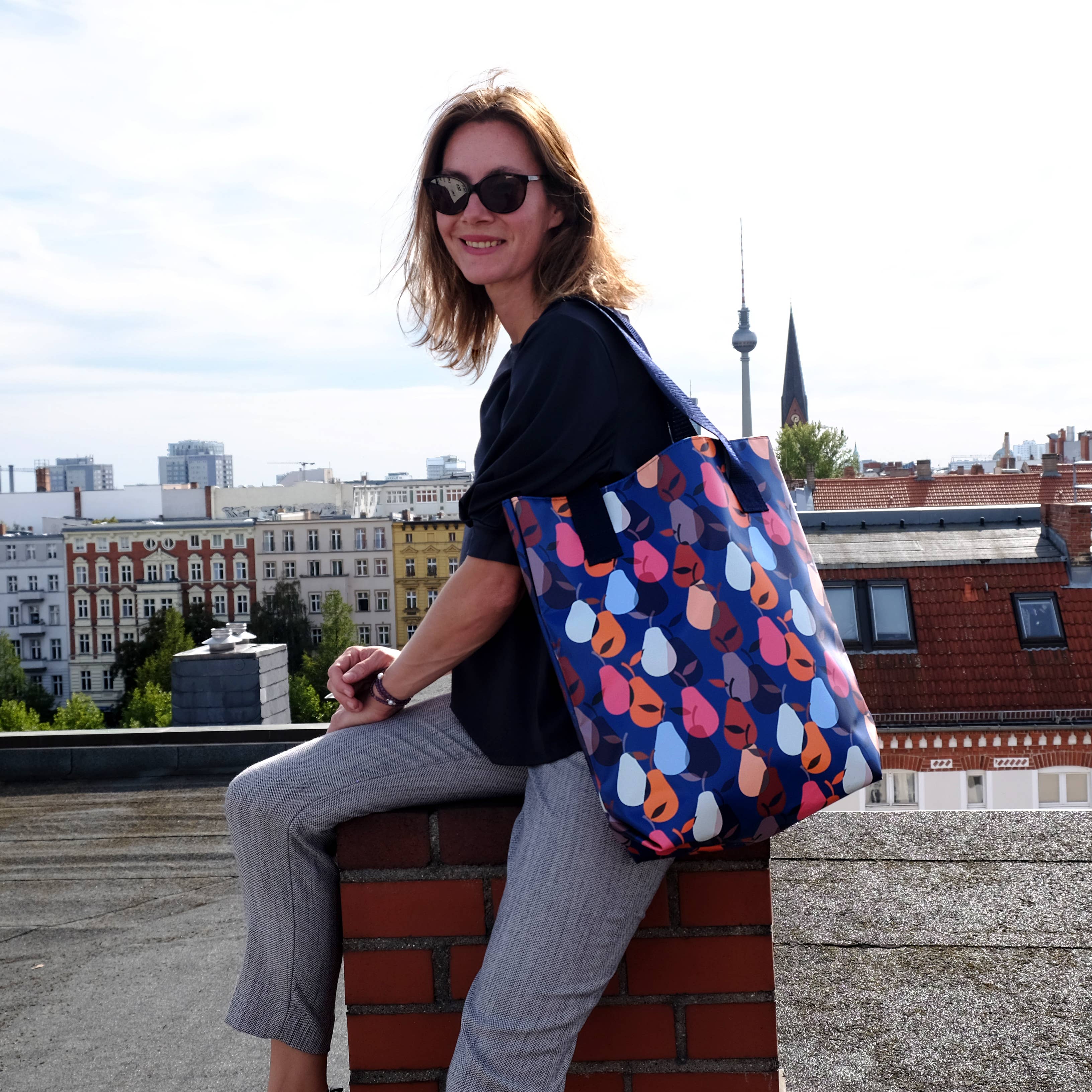 Ikuri - Wholesale Grocery/Shopping Bag - Shopper bag made of tarpaulin - Tote bag Peras blue5