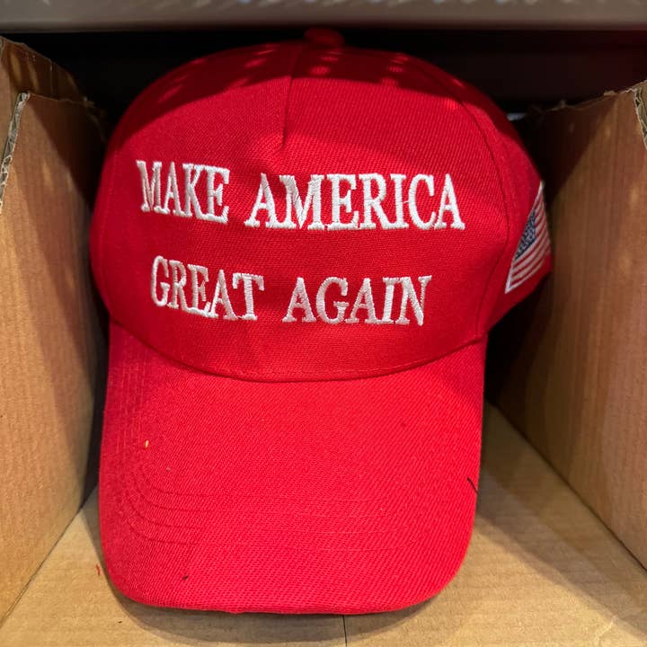 Broads Market - Wholesale Trucker Hat - Unisex - Trump 2024 Hats