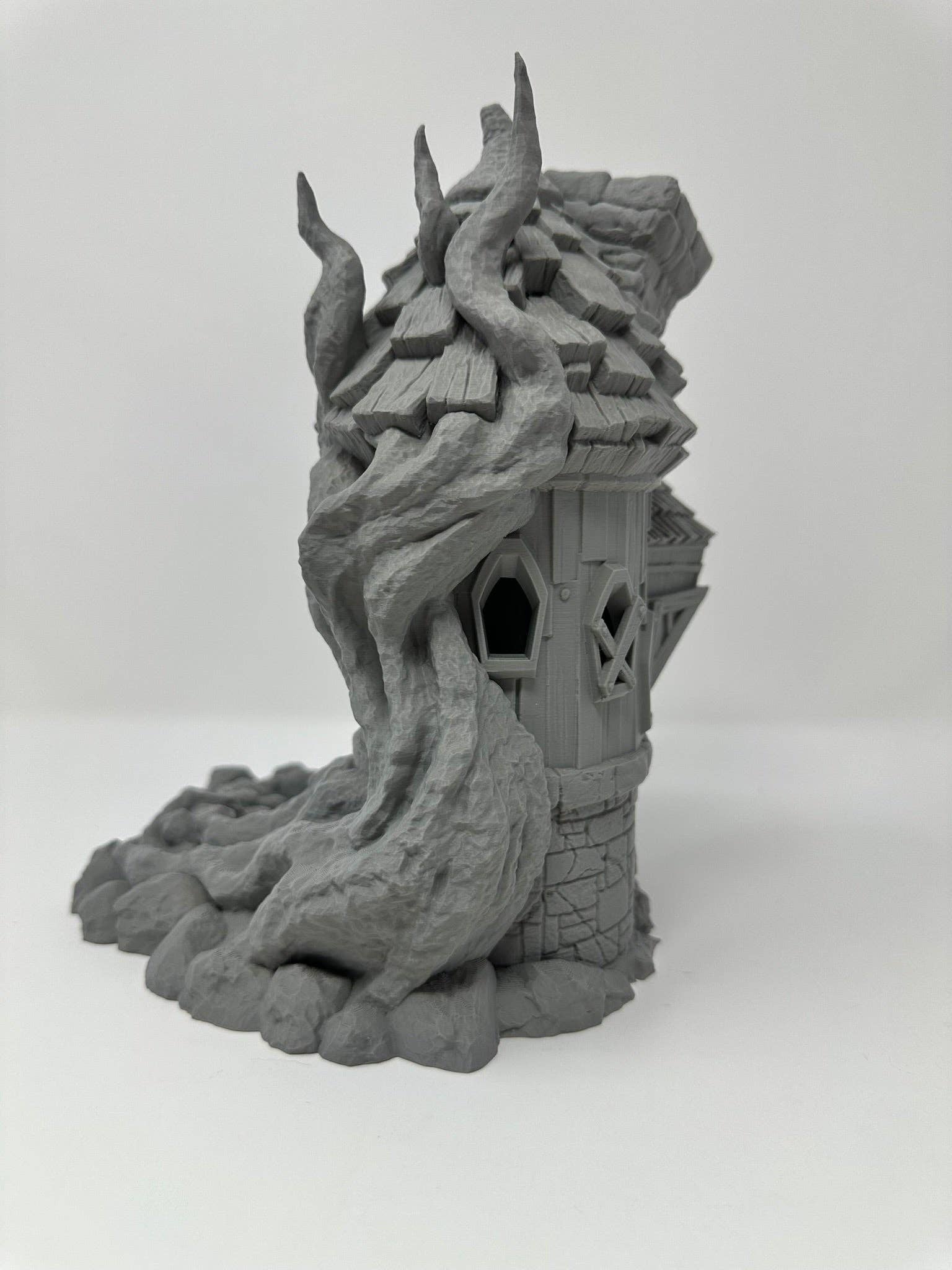 Shape Shifter Studio 3D - Wholesale Decorative Tabletop Object - Wizard Dice Tower5