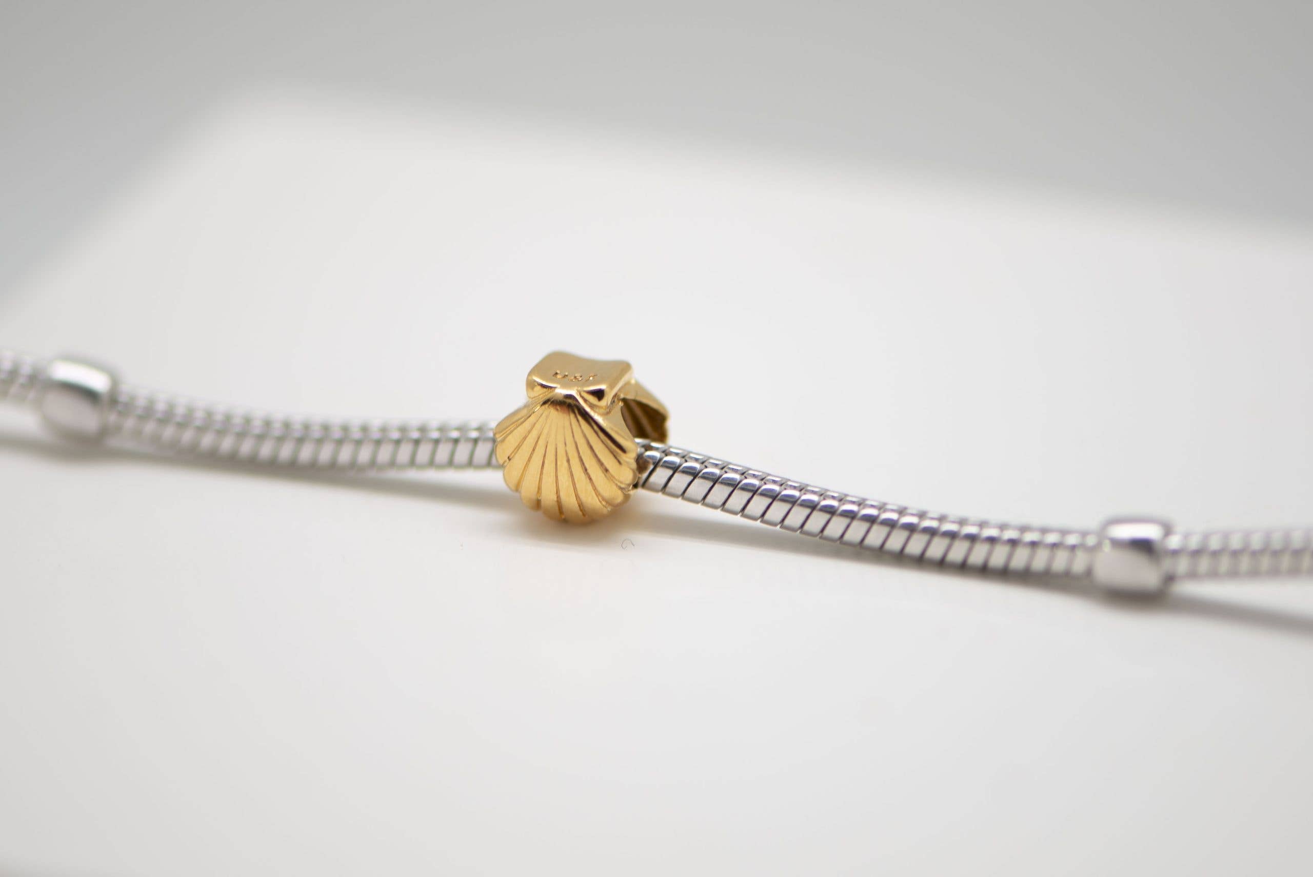 TALISMAN JEWELLERY (D&Fidanverdi, S.L.) - Wholesale Charm/Dangle Bracelet - 18k Gold Plated Camino de Santiago Shell Charm5