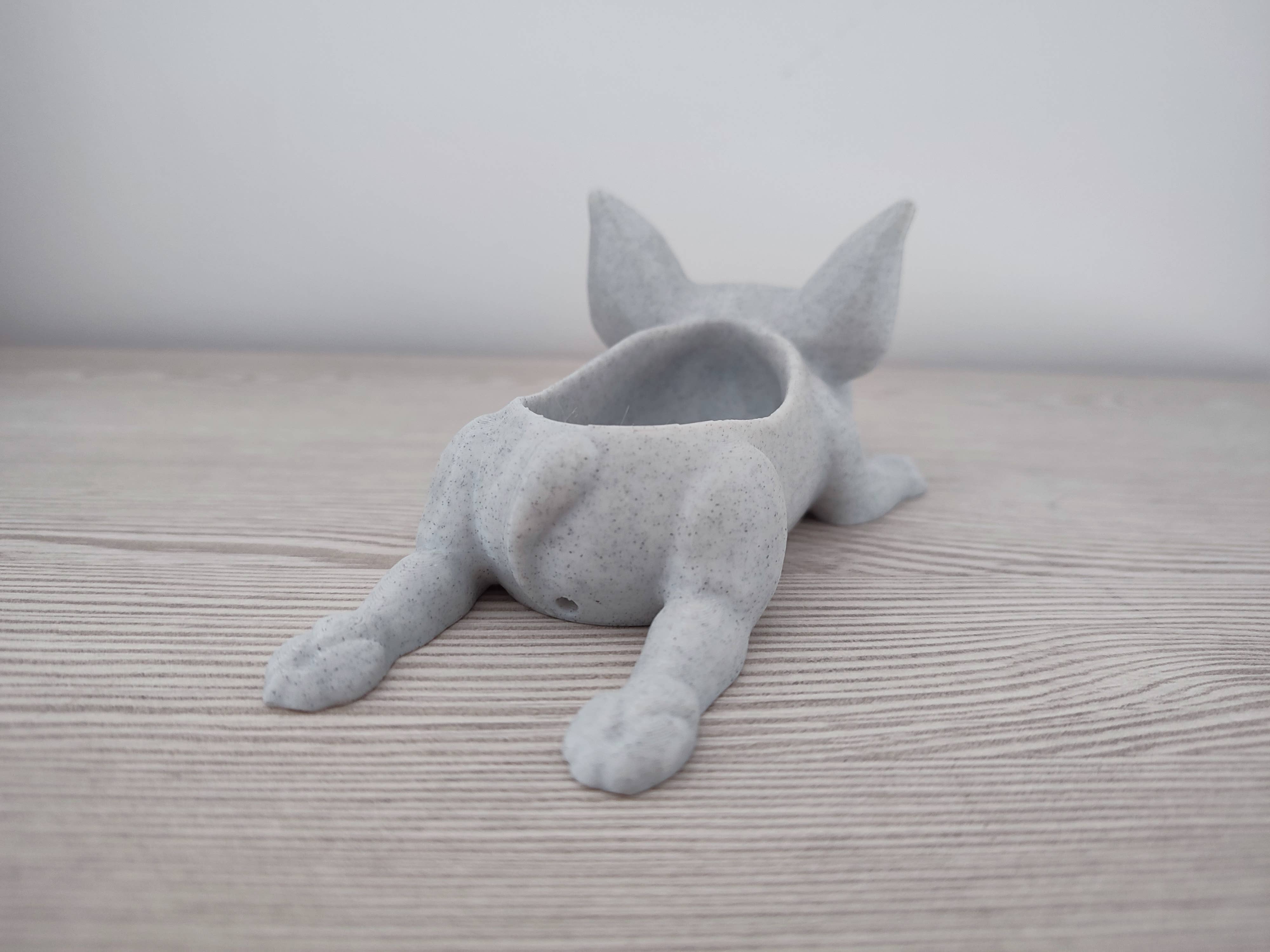 3DROOTS - Wholesale Plant Pot - Bullterrier dog pot4