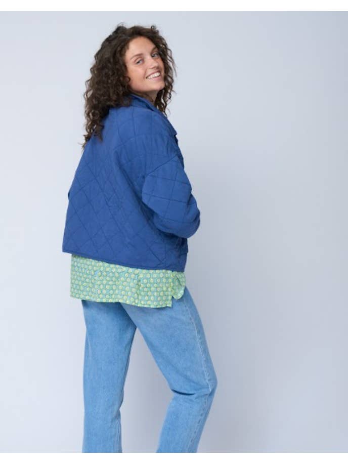 and for Good - Wholesale Jacket - Women's - Countryside Quilted Jacket - Inky Blue4