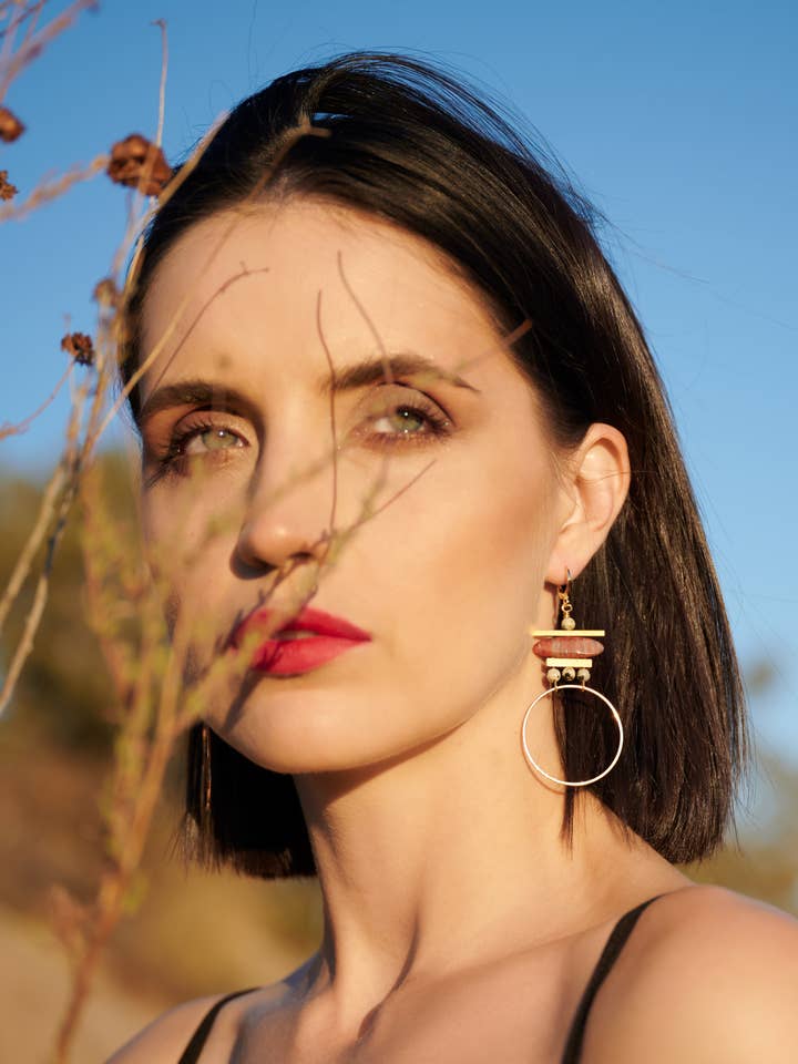 Le cerceau Deepa pour la vente par XTRA by Stacey