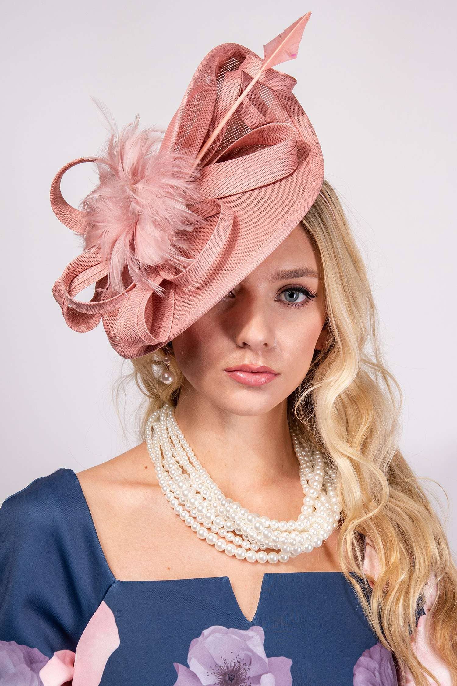 anbfashion - Vendita all'ingrosso Fascinator - Donna - Fascinator in piume e nastro di sinamay con fascia e clip7